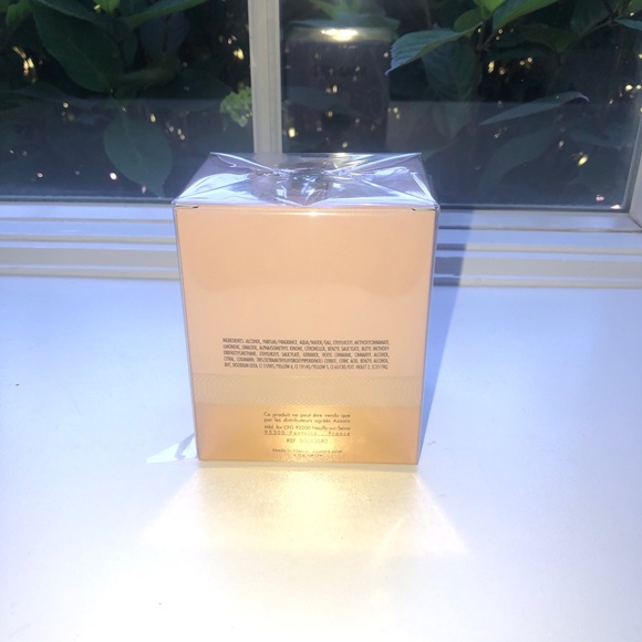 Azzaro Wanted Girl - Picture 2 of 7